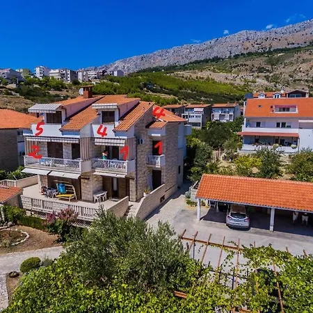 شقة In With Sea View, Balcony, Air Conditioning, Wifi 5132-2 *