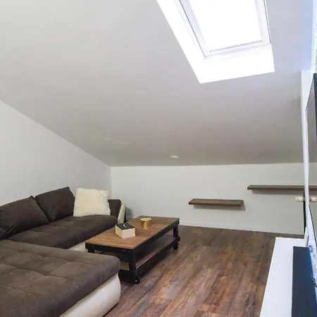 شقة In With Sea View, Balcony, Air Conditioning, Wifi 5132-2